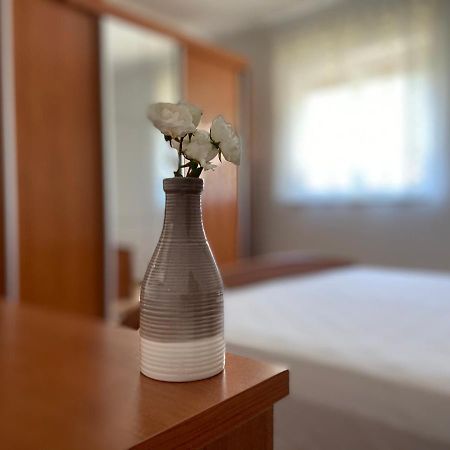 Apartments Pijaza Banjol Eksteriør billede
